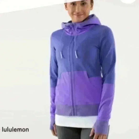 Lululemon sweater - Picture 1 of 12
